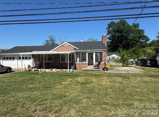1405 Hickory Grove Rd, Gastonia, NC 28056