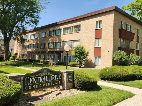 2650 Central Dr APT 1N, Flossmoor, IL 60422