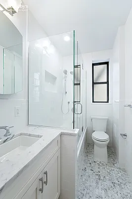 Sold by Sotheby's International Realty | media 10