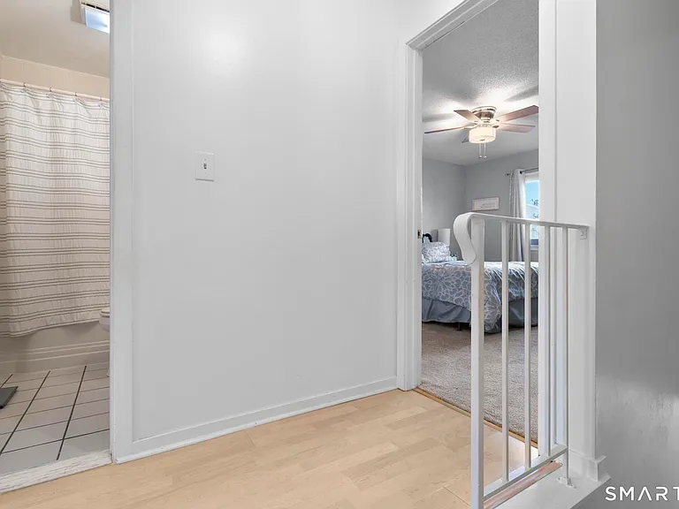360 W Spring St #A7 — Photo 22