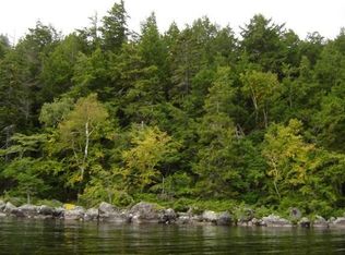 18 Hoyt Is, Belgrade, ME 04917