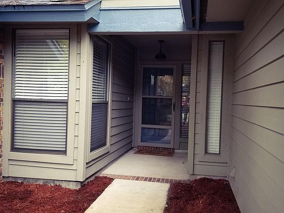 2nd image of 556 Willow Oak Ln