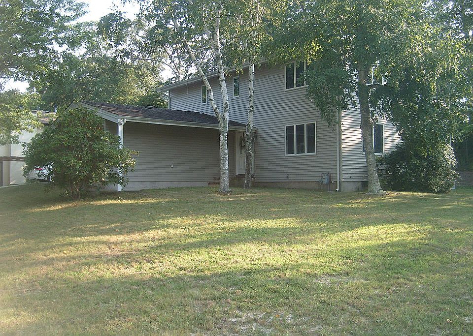 1st image of 722 McCormick Dr