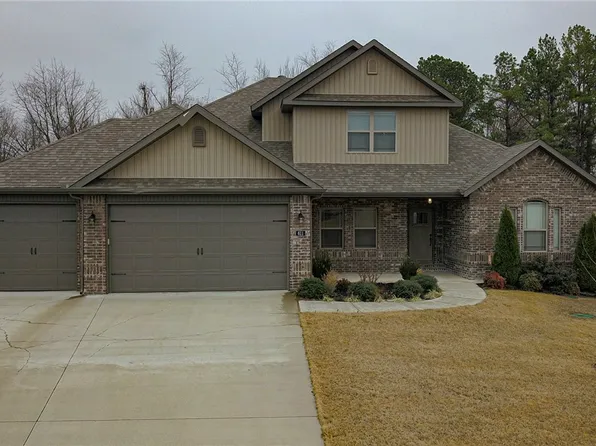 611 Oriole Dr, Springdale, AR 72762