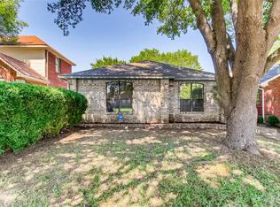 1164 Hemlock Dr, Desoto, TX 75115