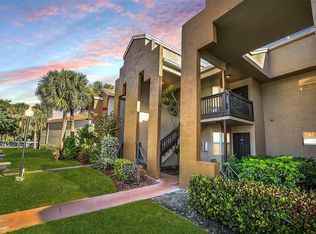 711 SW 113th Way #711, Hollywood, FL 33025