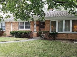 1234 Potter Rd, Park Ridge, IL 60068