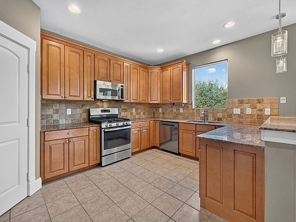 5th image of 2600 Piazza Ct Unit 2