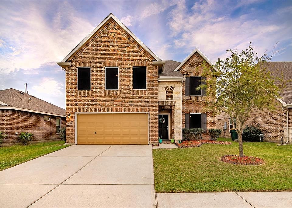 1st image of 10506 Devinwood Dr