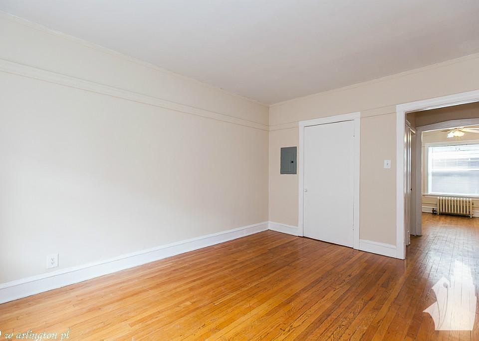 1st image of 630 W Arlington Pl #1512