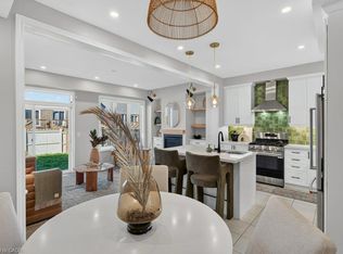 347 Raymond Rd, Hamilton, ON L9K 0J8