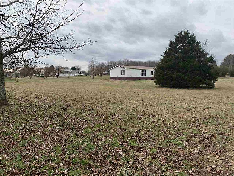2nd image of 33 Teal Hollow Dr