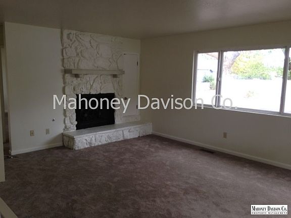 2nd image of 617 6th St