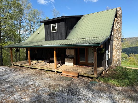 14th image of 240 Joe Pye Ln