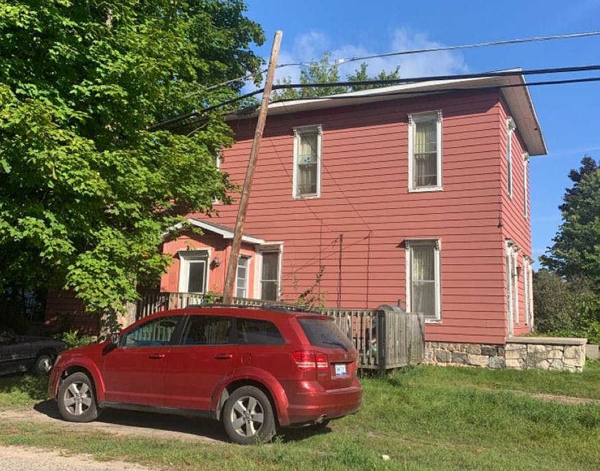 2nd image of 107 N Elm St