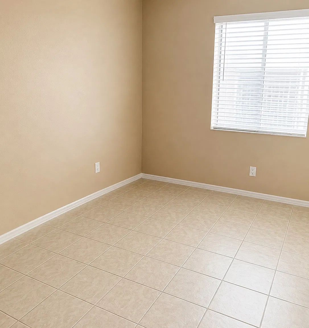 2 bed, 900 sqft, $995 — Photo 3