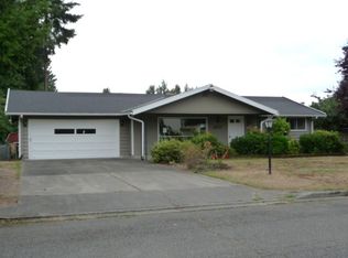 317 White Pine Dr, Bremerton, WA 98310