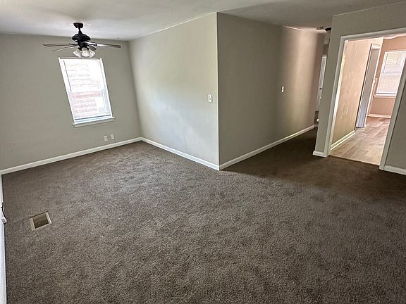5th image of 305 Sunrise Ln #A