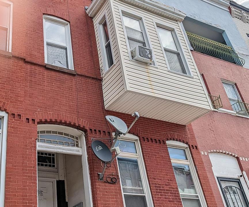 1st image of 1923 McCulloh St