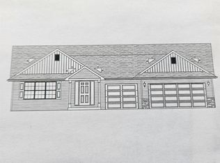 543 Sycamore St, Poplar Grove, IL 61065