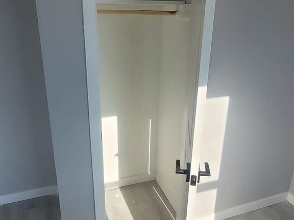5th image of 230 Broadway #2B