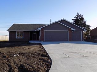 7239 E 17th St N, Wichita, KS 67206
