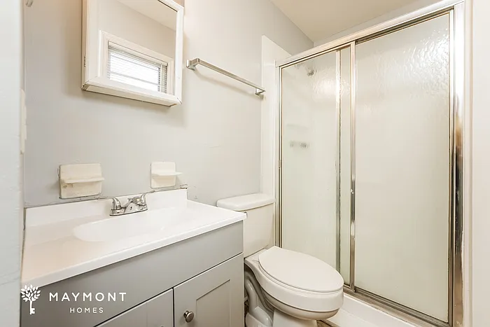 109 Terry Ave — Photo 12