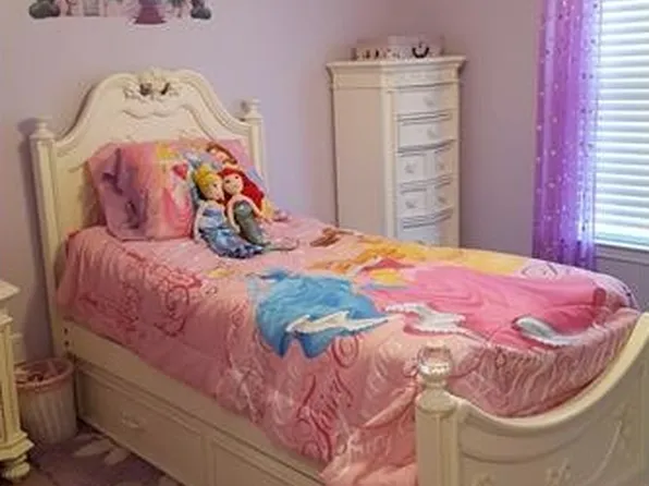 138 Valley Cir, Calhoun, GA 30701