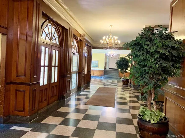 511 West 232nd Street image 12 of 12