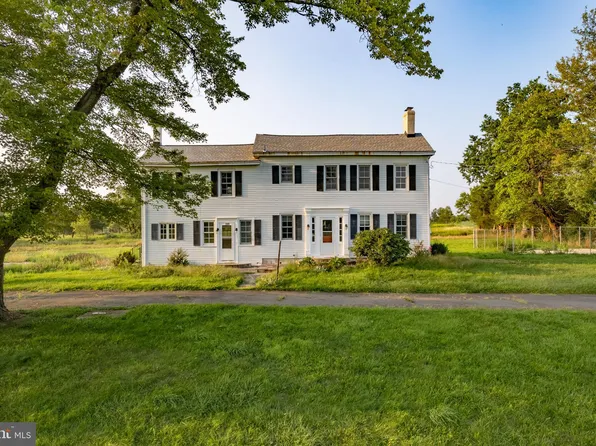 200 Willow Rd, Hillsborough, NJ 08844