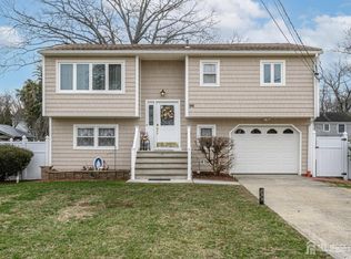 96 Cooper Blvd, Red Bank, NJ 07701