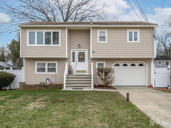 96 Cooper Blvd, Red Bank, NJ 07701