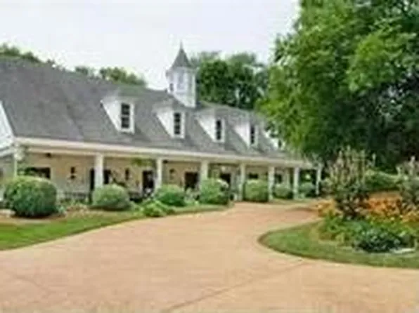 1735 Old Natchez Trce, Franklin, TN 37069
