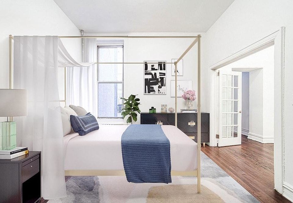 2nd image of 61 E 66th St #3D