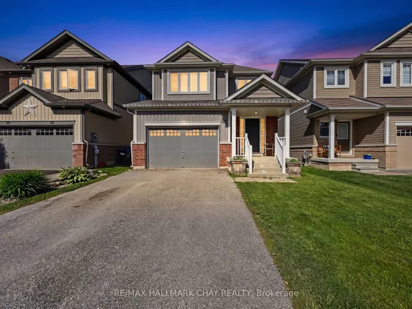 32 Jones St, New Tecumseth, ON L9R 0C1