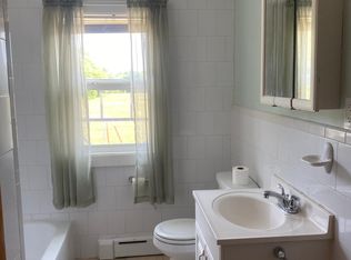 224 Main Rd #224, Tiverton, RI 02878