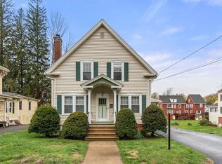 82 Green St, Gardner, MA 01440