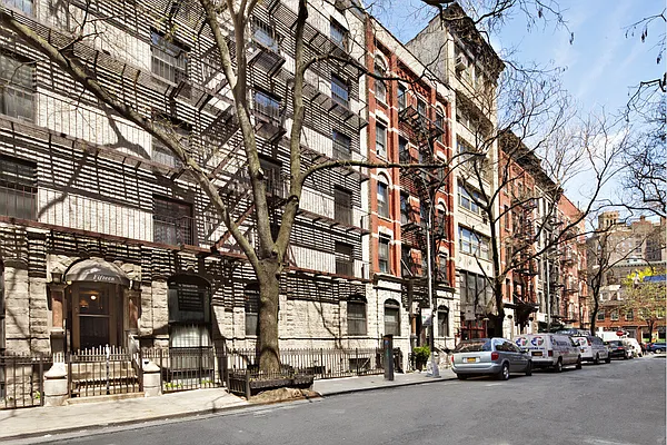 Sold by Stribling | media 16