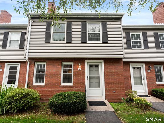 2nd image of 3 Barrington Drive #C