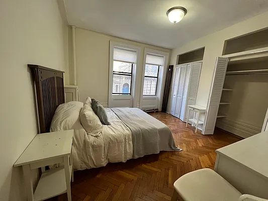 Rented by City Connections Realty | media 17