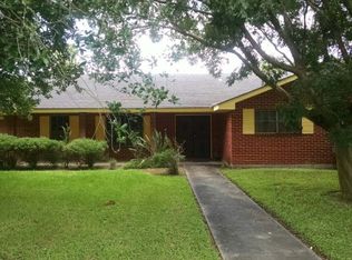 111 Edgewater Cir, San Benito, TX 78586