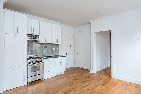 Rented by Nooklyn NYC LLC | media 48