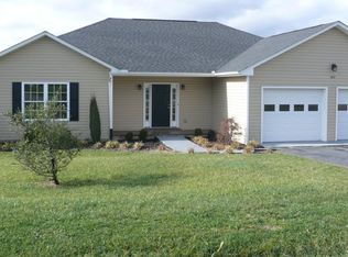 160 Kays Dr, Christiansburg, VA