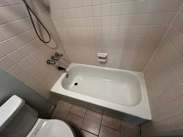 Tub