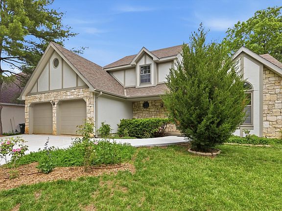 3rd image of 1308 Stone Meadows Dr