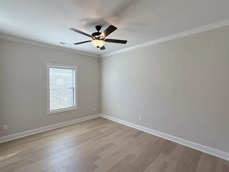 26430 Birkshire Ln — Photo 26