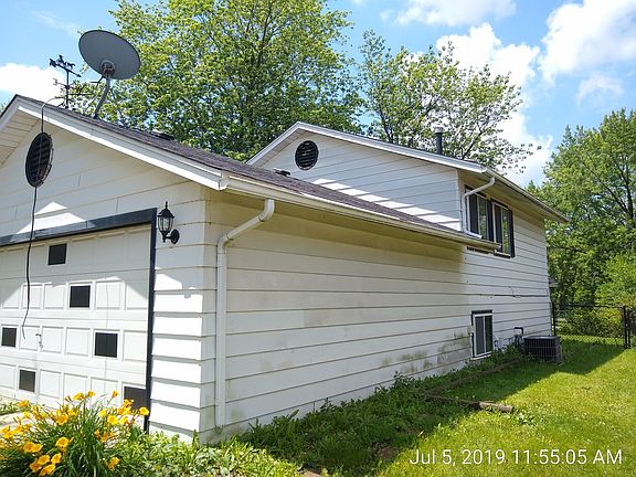 2nd image of 22448 Pleasant Dr