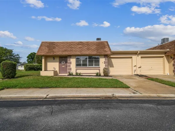 8450 Vendome Blvd N #5, Pinellas Park, FL 33781