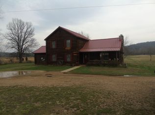 2692 County Road 422, Ellington, MO 63638
