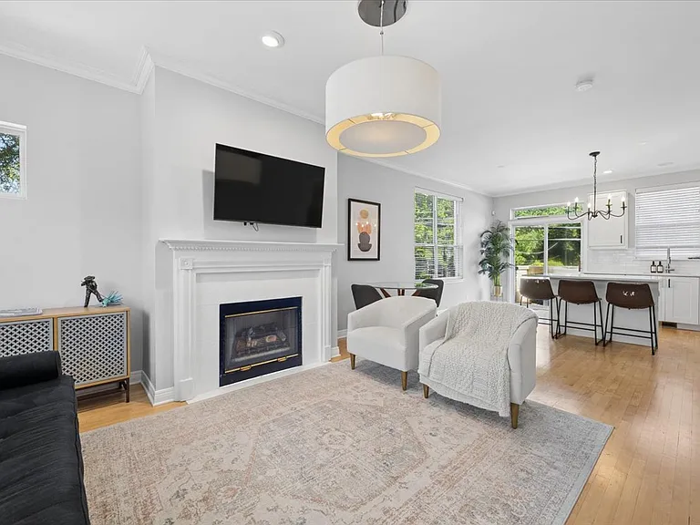 3209 N Drake Ave #A — Photo 9